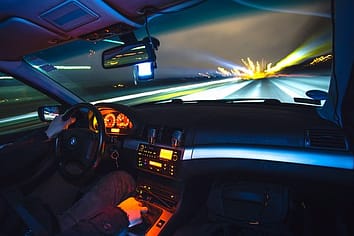 speeding a car